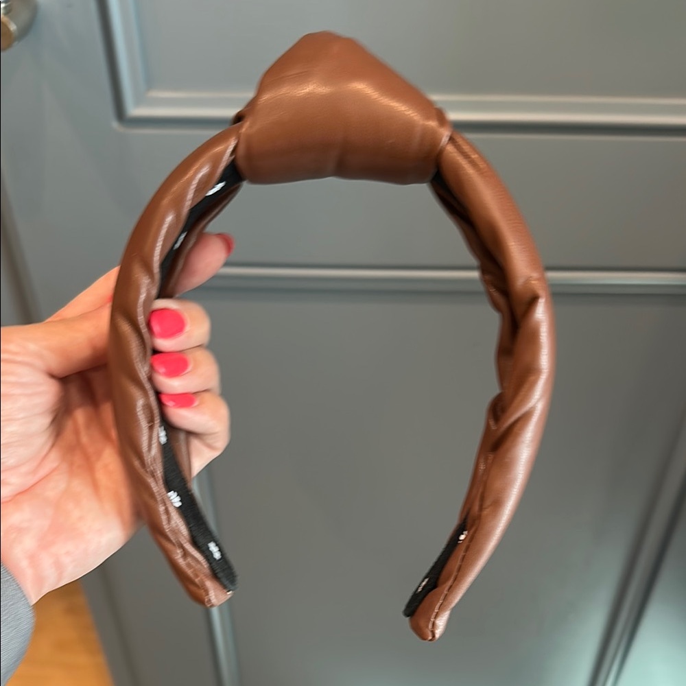 Lele Sadoughi Brown Hair Accessory